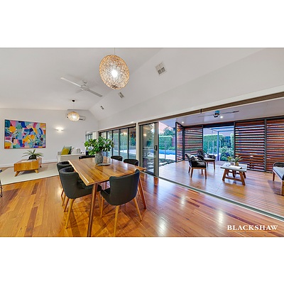 24 Bisdee Street, Hughes ACT 2605