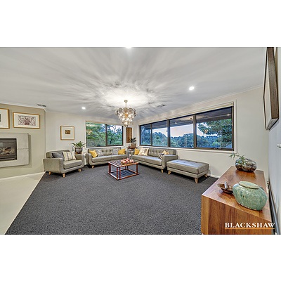 57 Hawkesbury Crescent, Farrer ACT 2607