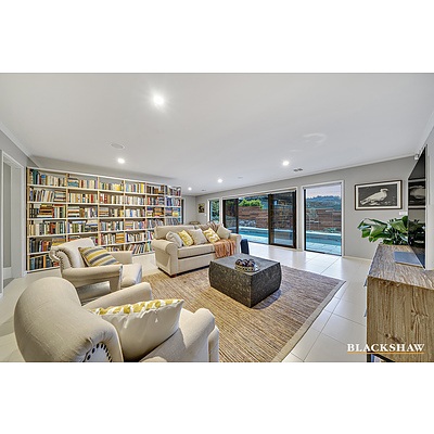 57 Hawkesbury Crescent, Farrer ACT 2607