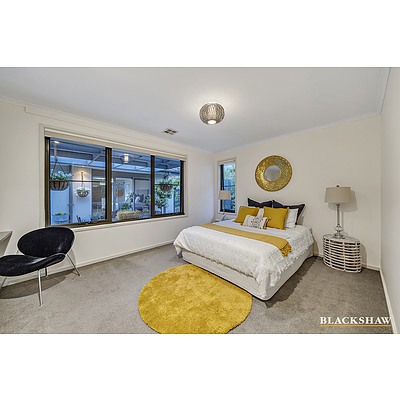 57 Hawkesbury Crescent, Farrer ACT 2607