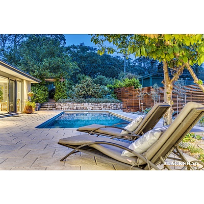 57 Hawkesbury Crescent, Farrer ACT 2607