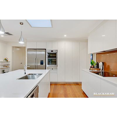 81 Chataway Crescent, Fadden ACT 2904