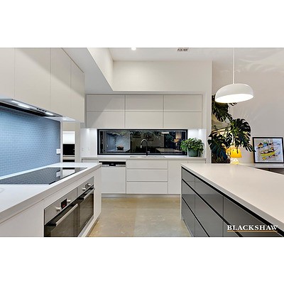 38 Stonehaven Crescent, Deakin ACT 2600