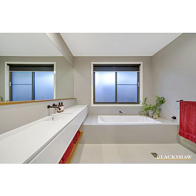 79 Stradbroke Street, Deakin ACT 2600