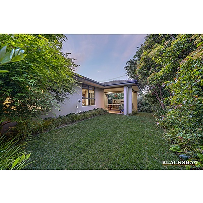79 Stradbroke Street, Deakin ACT 2600