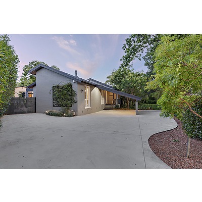 46 Groom Street, Hughes ACT 2605