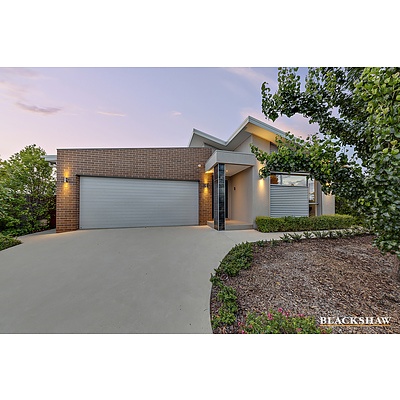 39 Lindsay Pryor Street, Wright ACT 2611