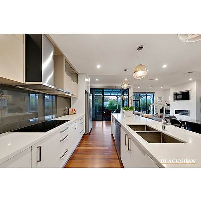 6 Broome Crescent, Yarralumla ACT 2600