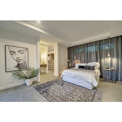 1 Macartney Crescent, Deakin ACT 2600
