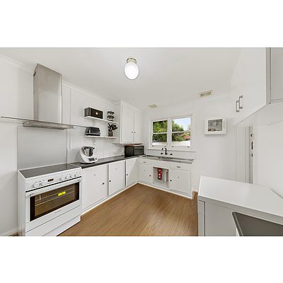 27 Nathan Street, Deakin ACT 2600