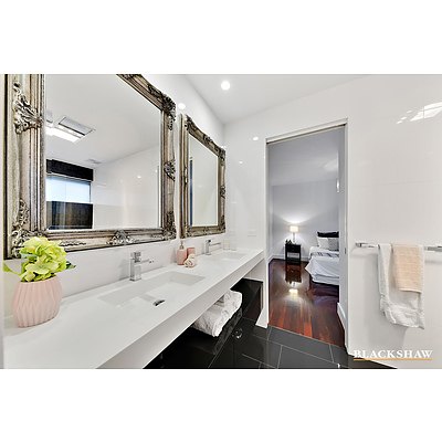 11 Jeannie Gunn Street, Franklin ACT 2913