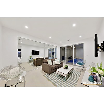 11 Jeannie Gunn Street, Franklin ACT 2913
