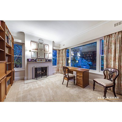 6 Wickham Crescent, Red Hill ACT 2603