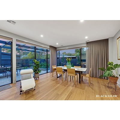 2/7 Mawson Drive, Mawson ACT 2607