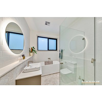 2/7 Mawson Drive, Mawson ACT 2607
