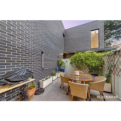 5/4 Berrigan Crescent, O'connor ACT 2602