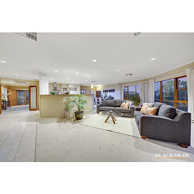 27 Parkhill Street, Pearce ACT 2607