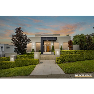 24 Timbarra Crescent, O'malley ACT 2606
