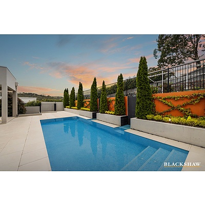 24 Timbarra Crescent, O'malley ACT 2606