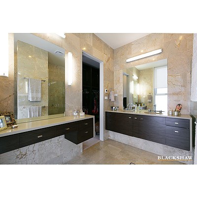 24 Timbarra Crescent, O'malley ACT 2606