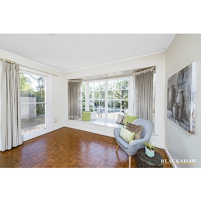10 Hutt Street, Yarralumla ACT 2600