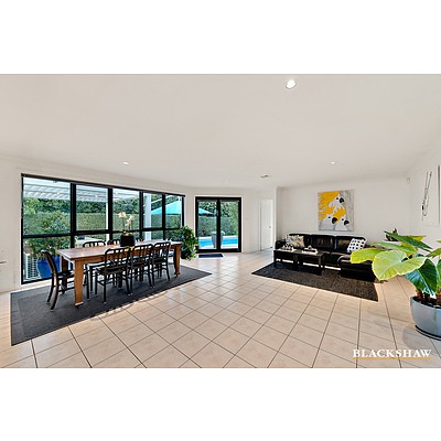 10 Broome Crescent, Yarralumla ACT 2600