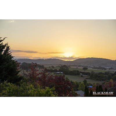 13 Eucalypt Rise, Jerrabomberra NSW 2619