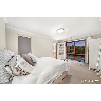 13 Eucalypt Rise, Jerrabomberra NSW 2619