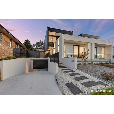 10A Woodgate Street, Farrer ACT 2607