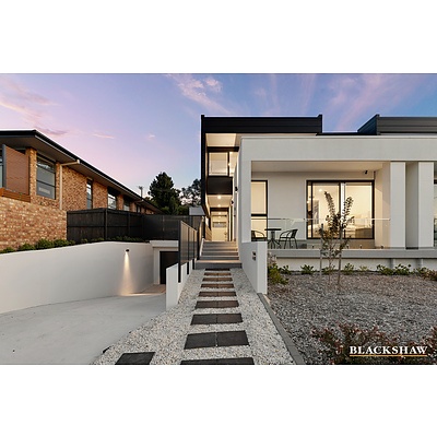 10A Woodgate Street, Farrer ACT 2607