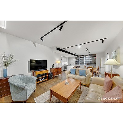 57/7 State Circle, Forrest ACT 2603