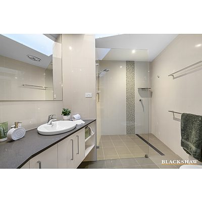 9 Daly Street, Deakin ACT 2600