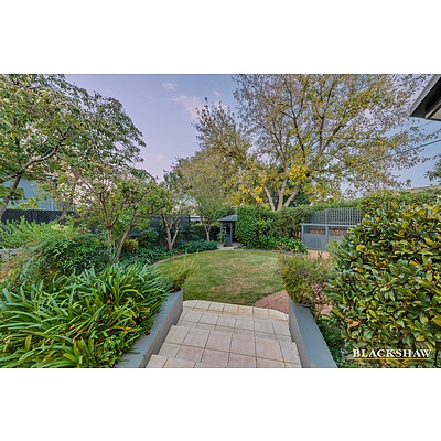 82 Banks Street, Yarralumla ACT 2600