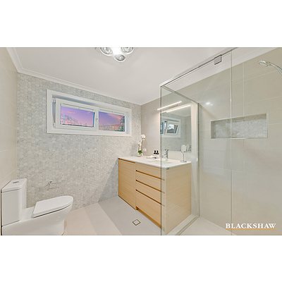 17 Clermont Street, Fisher ACT 2611