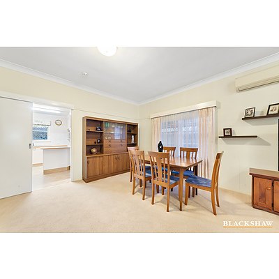 15 Hacking Crescent, Narrabundah ACT 2604