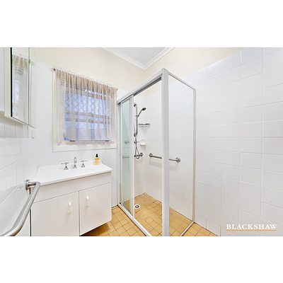 15 Hacking Crescent, Narrabundah ACT 2604