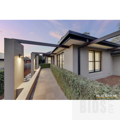 116 Strickland Crescent, Deakin ACT 2600