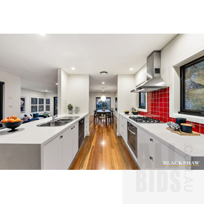116 Strickland Crescent, Deakin ACT 2600