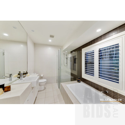 116 Strickland Crescent, Deakin ACT 2600