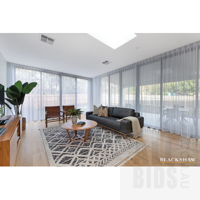 5B Hawkesbury Crescent, Farrer ACT 2607