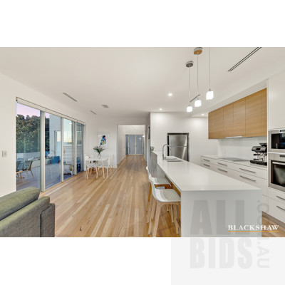 6 Balladonia Place, Jerrabomberra NSW 2619