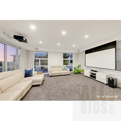 6 Balladonia Place, Jerrabomberra NSW 2619