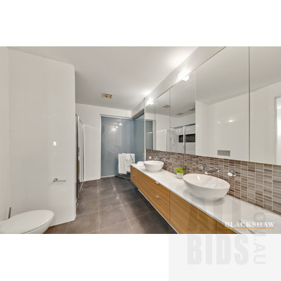 6 Balladonia Place, Jerrabomberra NSW 2619