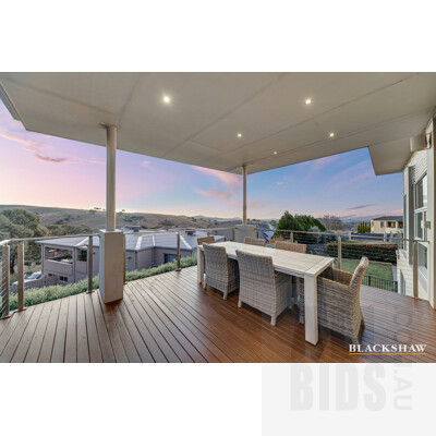 6 Balladonia Place, Jerrabomberra NSW 2619