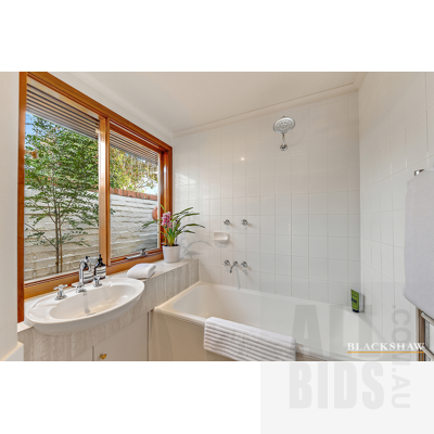 1 Hamilton Row, Yarralumla ACT 2600