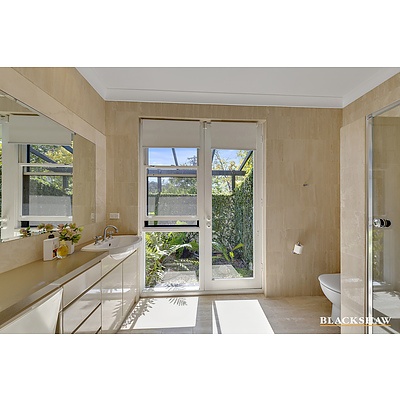 98 Mugga Way, Red Hill ACT 2603