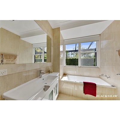 98 Mugga Way, Red Hill ACT 2603