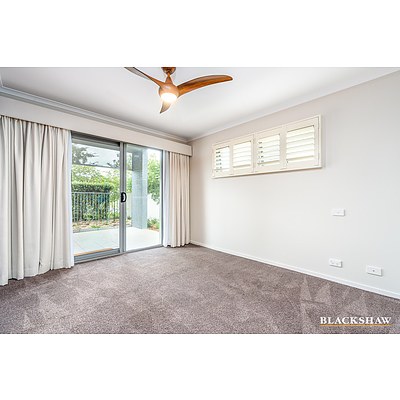 1/75 Elizabeth Jolley Crescent, Franklin ACT 2913