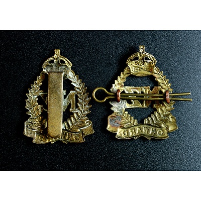 2x WW2 New Zealand General Service Cap Badges