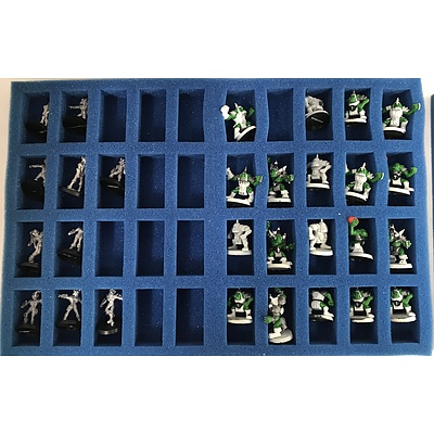 Large Collection Of War Hammer Figurines